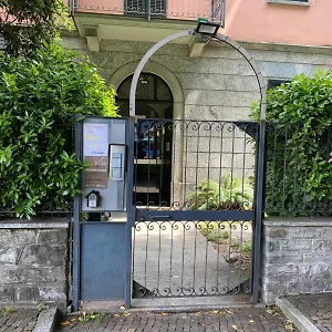 Pensionat Gira, Como